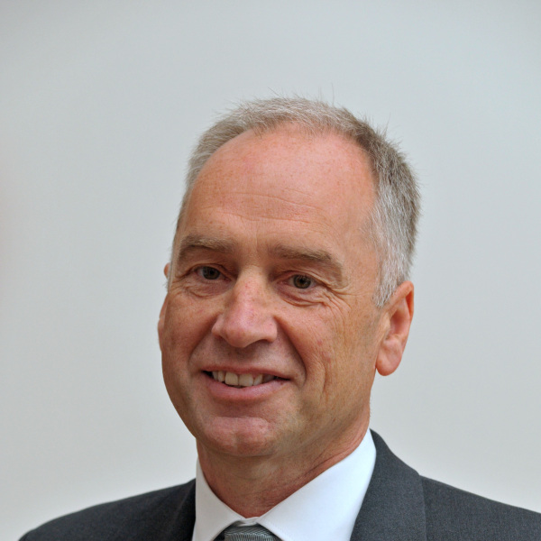 Irischer Botschafter Special Olympics Dr. Nicholas O'Brien