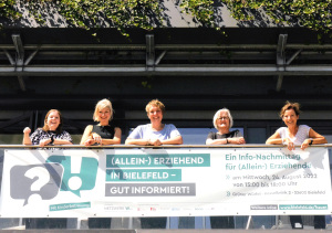 v.l.:  Marielle Kulzer und Marion Arens (Diakonie für Bielefeld), Diana Glanz (Agentur für Arbeit), Rosemarie Baumeister (Jobcenter Arbeitplus Bielefeld) Monika Kruse (Gleichstellungsstelle Stadt Bielefeld)